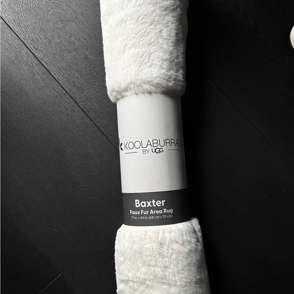 UGG KOOLABURRA Baxter Faux Fur Area Rug (White)